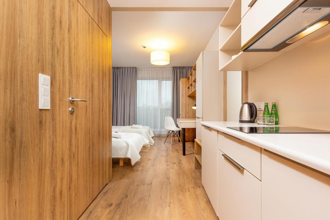 Wolska Residence Apartments With Parking By Noclegi Renters Warszawa Eksteriør bilde